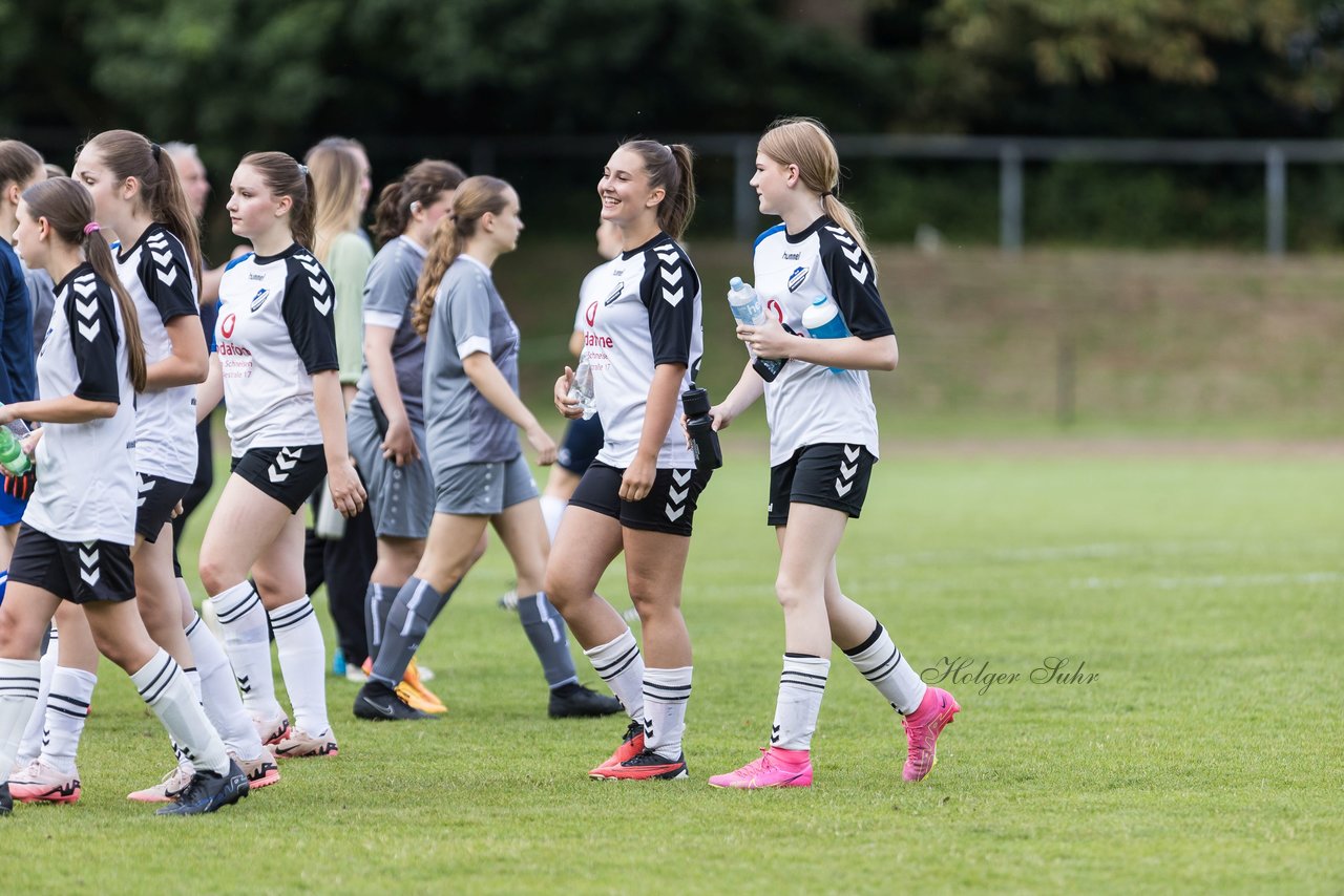 Bild 239 - Loewinnen Cup